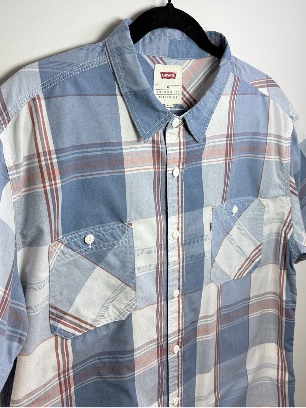 Levi's Blue, White & Brown Plaid Short-Sleeve Button-Up Shirt